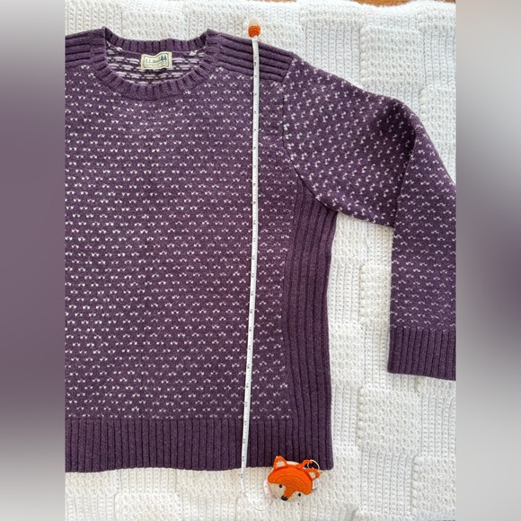 L.L. Bean Women’s Wool Sweater - Picture 8 of 16